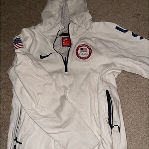 NIKE OLYMPIC GEAR HEAVY WEIGHT QUARTER ZIP